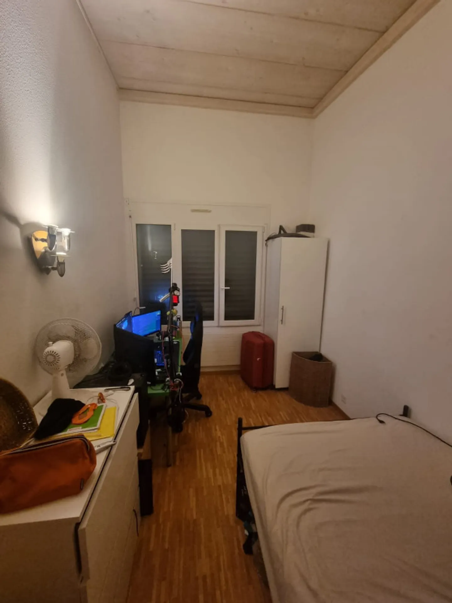 Duplex lumineux de 5 pièces au 1er étage à Plan-les-Ouates 1228 - Photo 3 sur 7