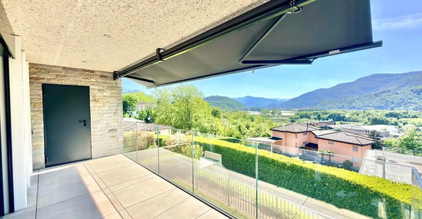 Appartamento Moderno con Vista - Foto 1 di 14