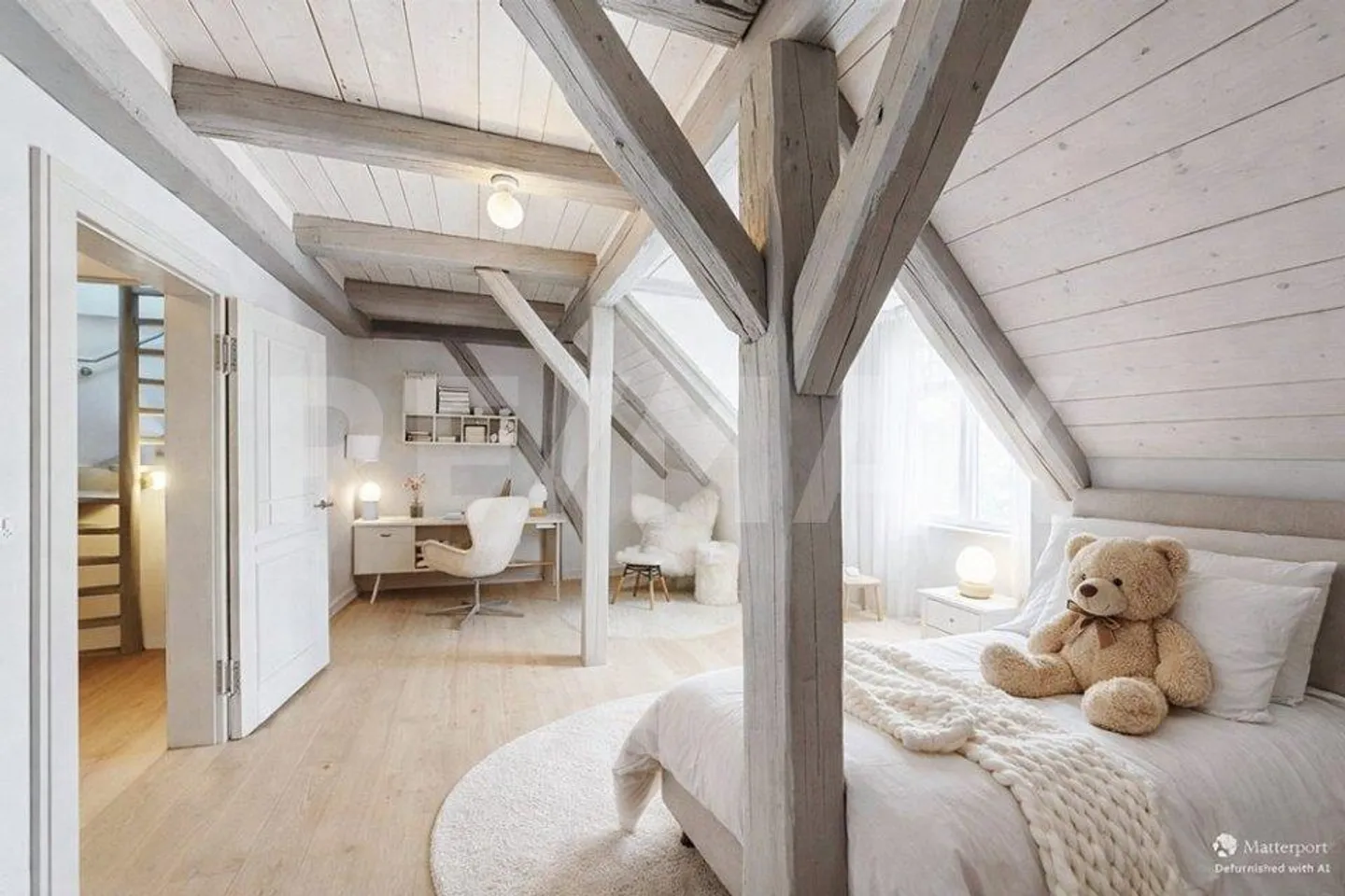 Gioiello storico di 6,5 stanze con valore di rarità: ascensore, garage e parcheggio... - Foto 12 di 13