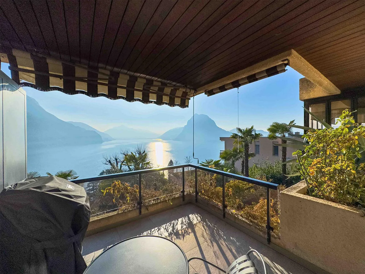 5.5 room duplex with lake view in Castagnola - Photo 6 of 11
