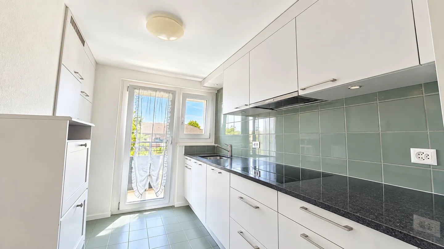 Charming Apartment Near Forest - Photo 1 of 7