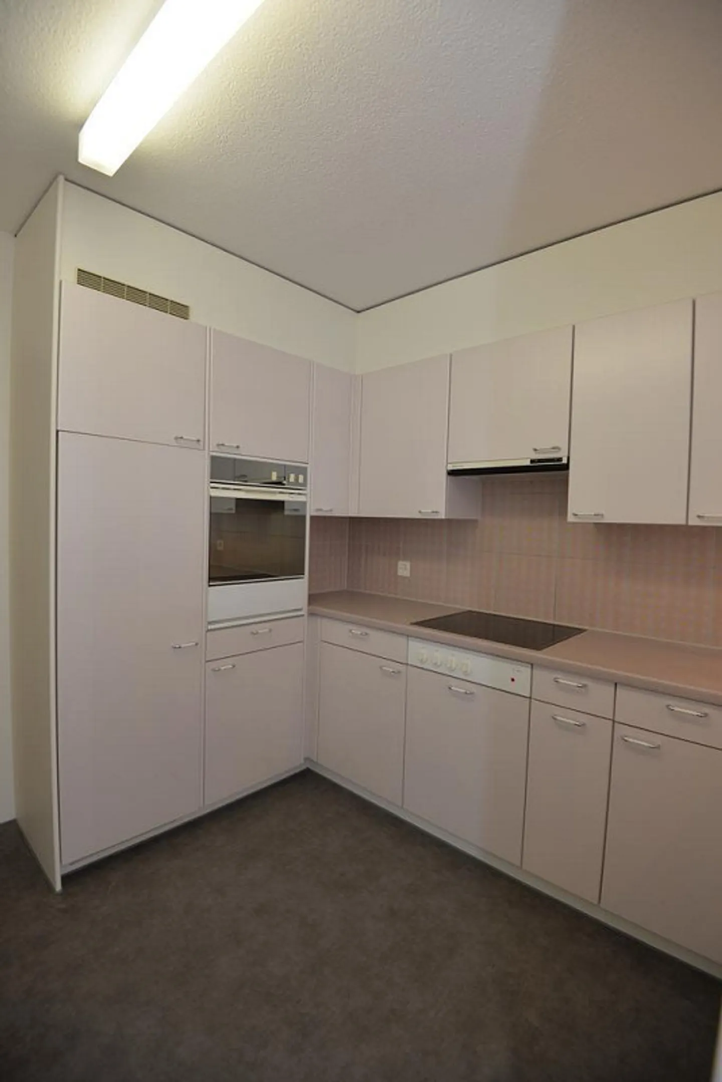 3.5-room apartment, ground floor - limited until 31.03.2029 - Photo 3 of 10