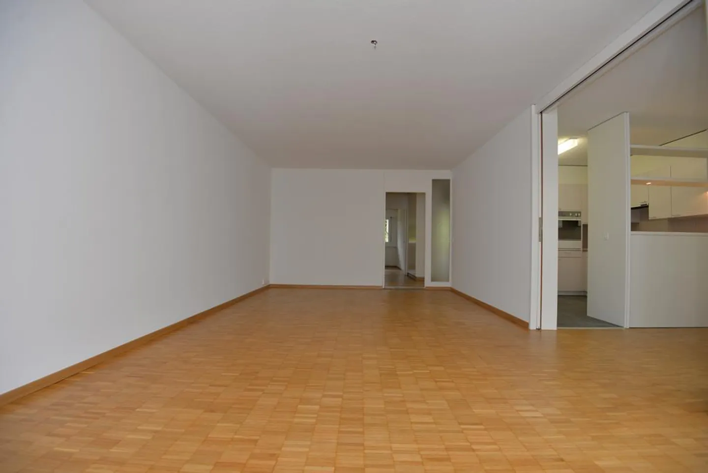 3.5-room apartment, ground floor - limited until 31.03.2029 - Photo 5 of 10