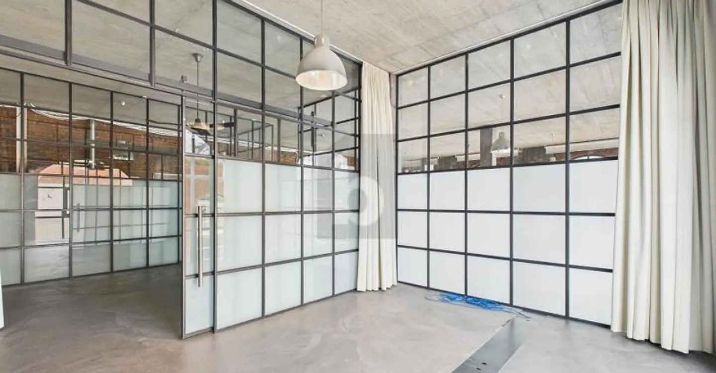 SPAZIO UFFICIO ATTRATTIVO CON CARATTERE LOFT - Foto 3 di 6