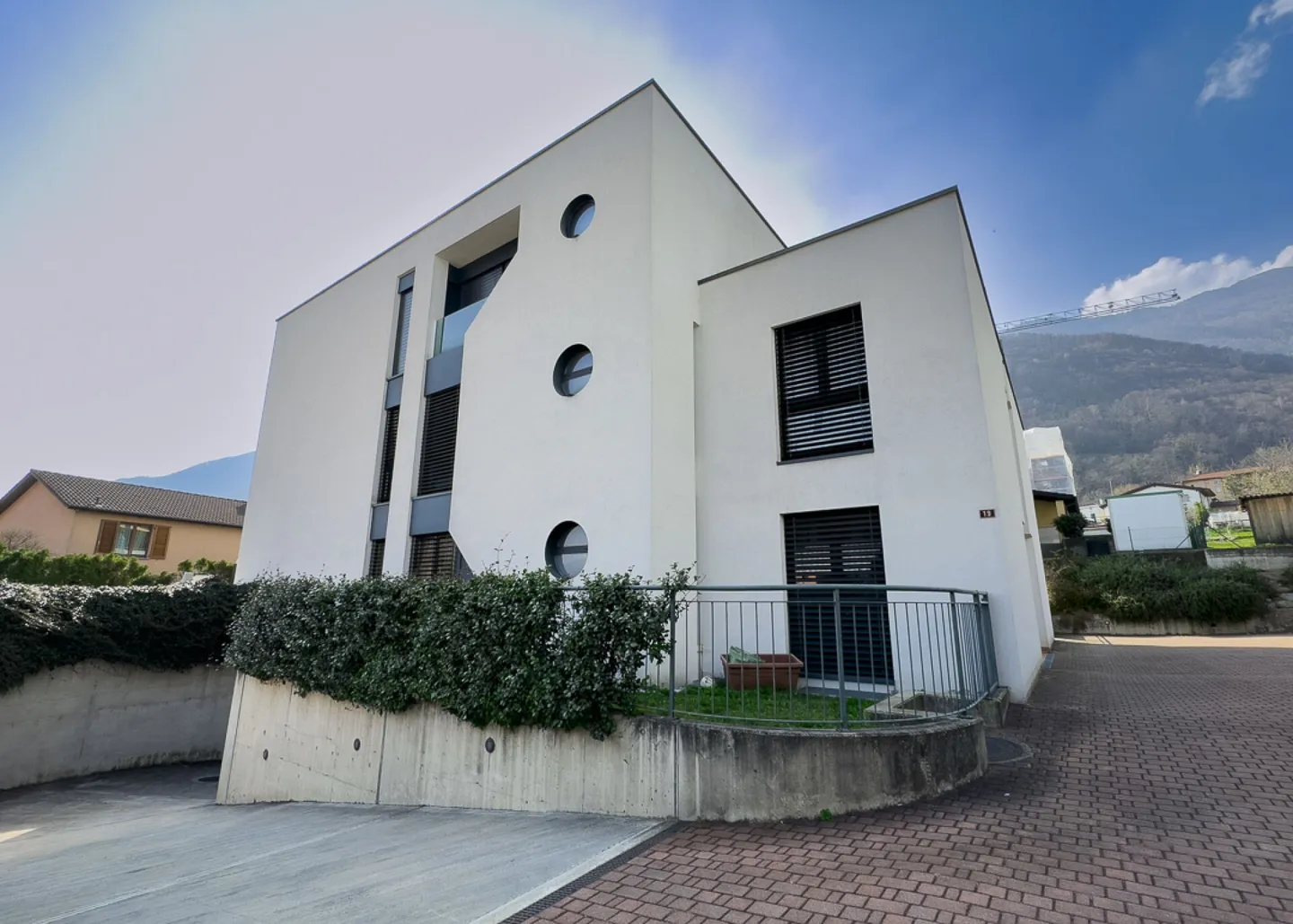 Bright 3.5-Room Apartment - Photo 7 of 7