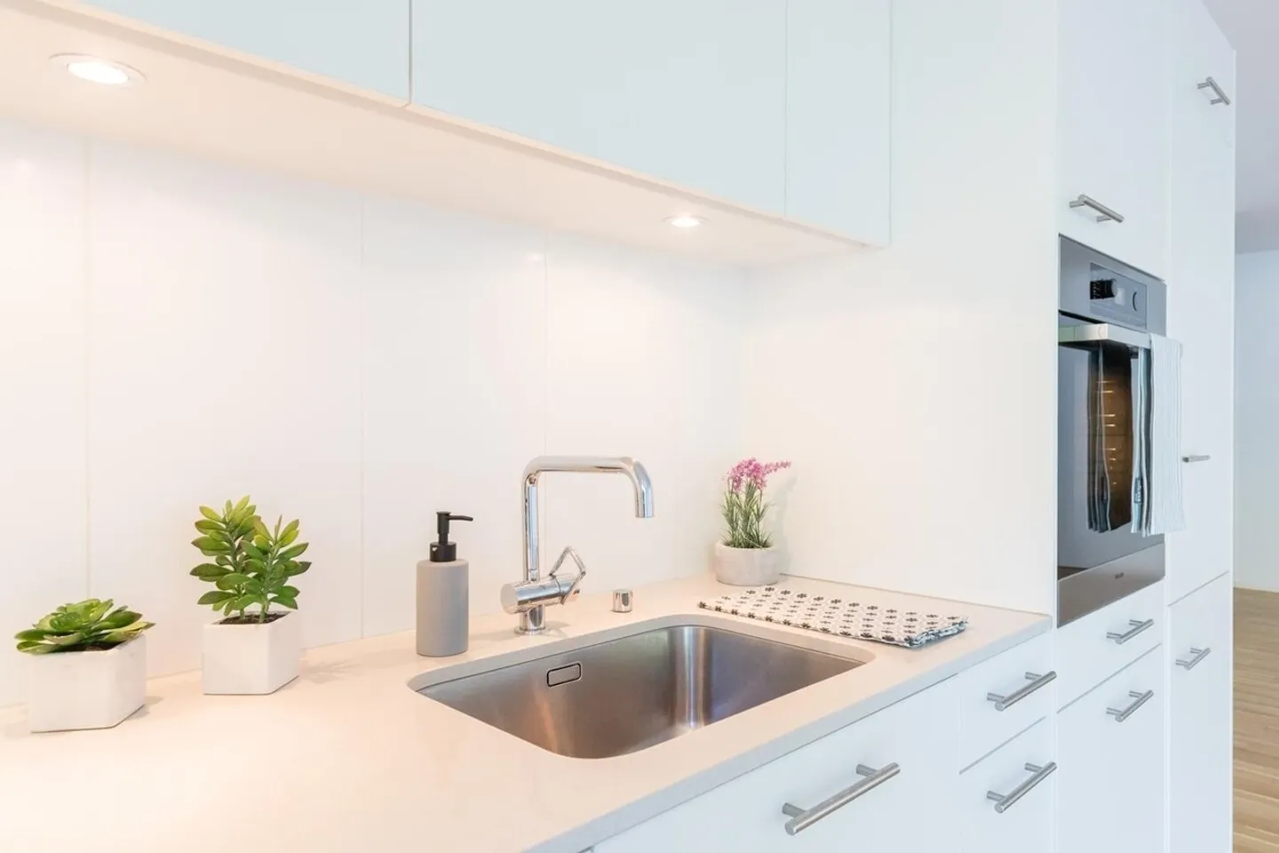 3½-room apartment with private washing tower - Photo 3 of 8