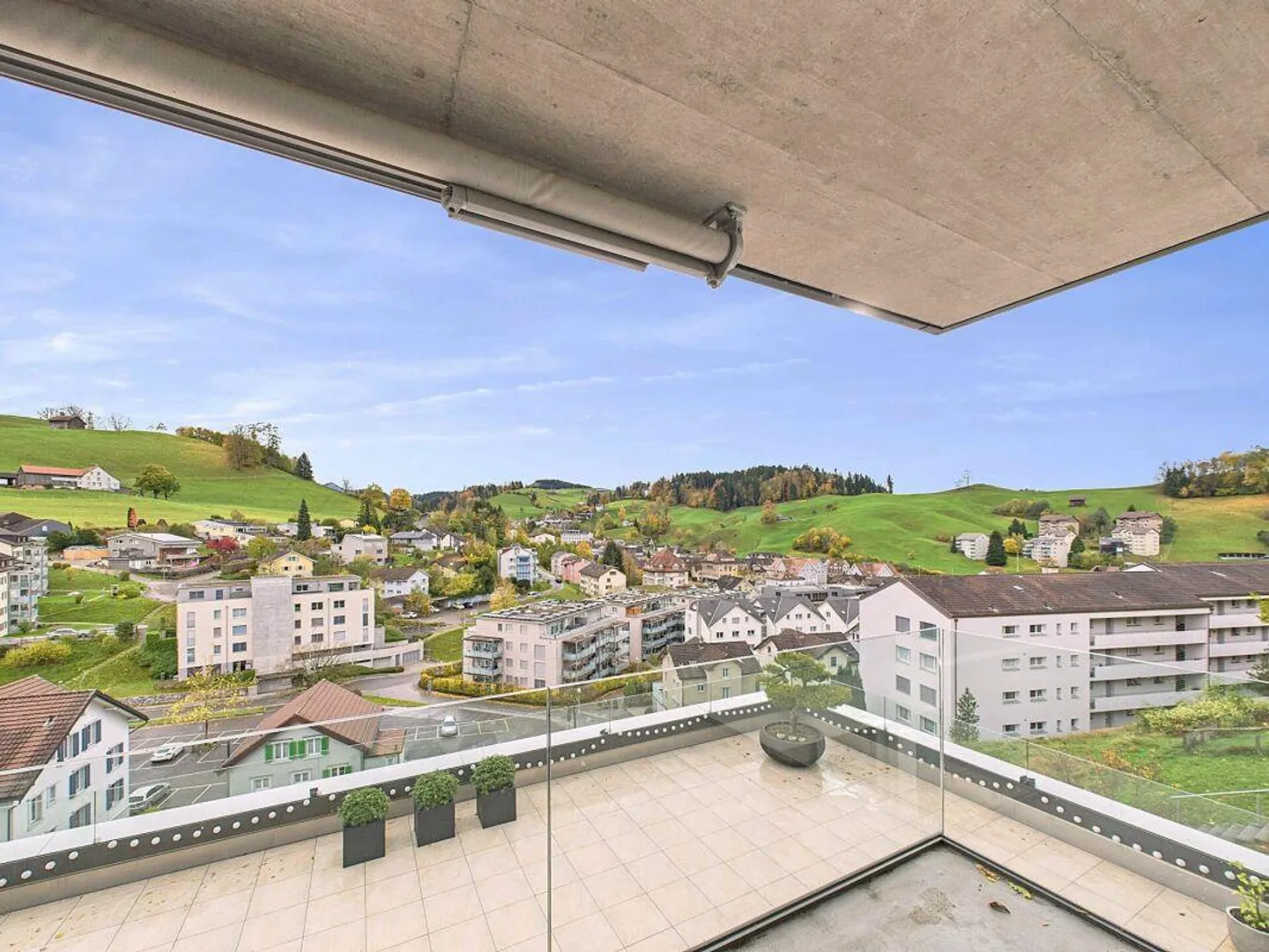 moderne, sehr grosse und sonnige 4.5-Zimmer-Terrassenwohnung - Foto 13 von 14