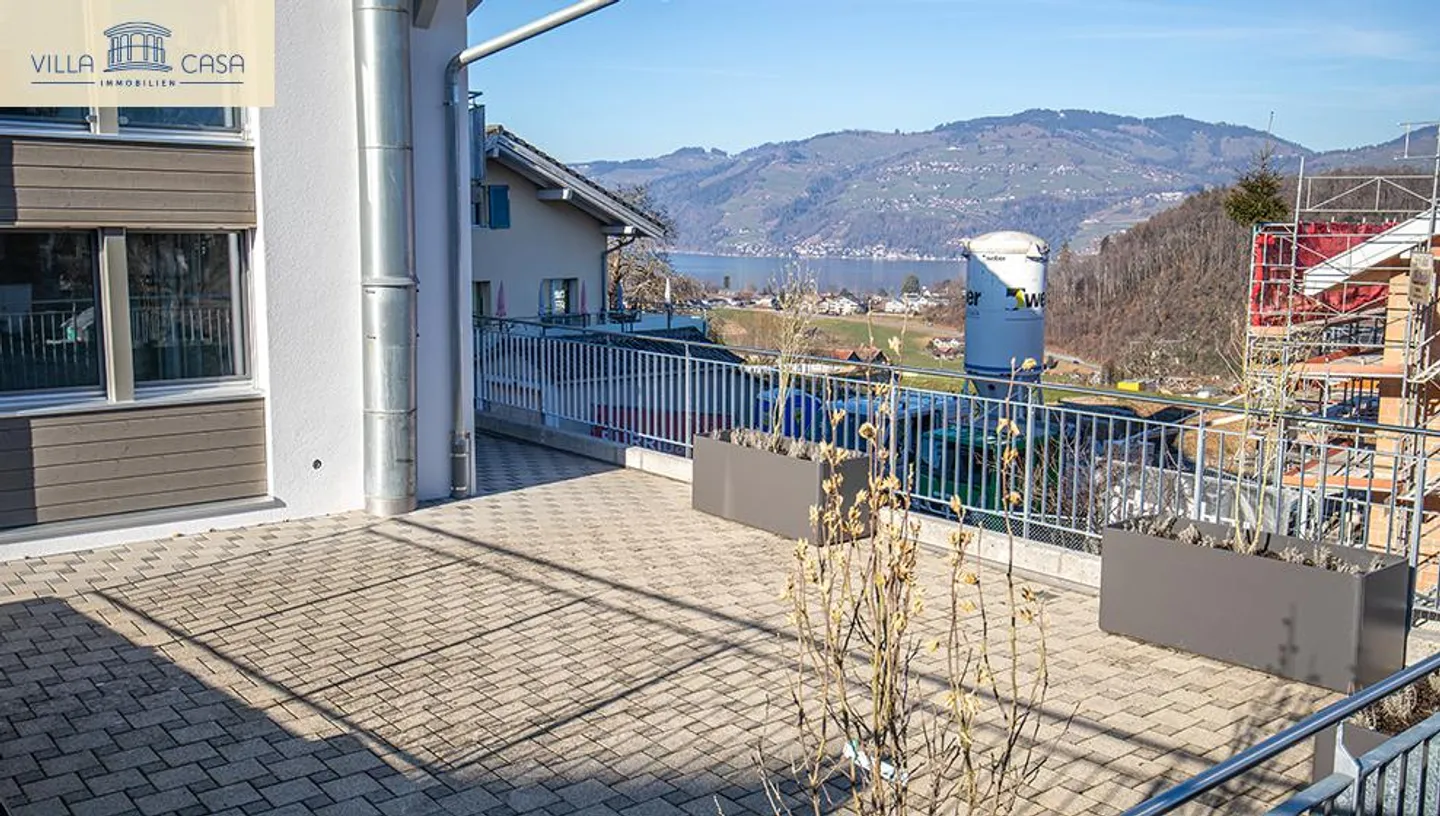 Wohnung (120m²) mit grosszügigem Grundriss & traumhafter Terrasse (118m²) - Foto 13 von 17