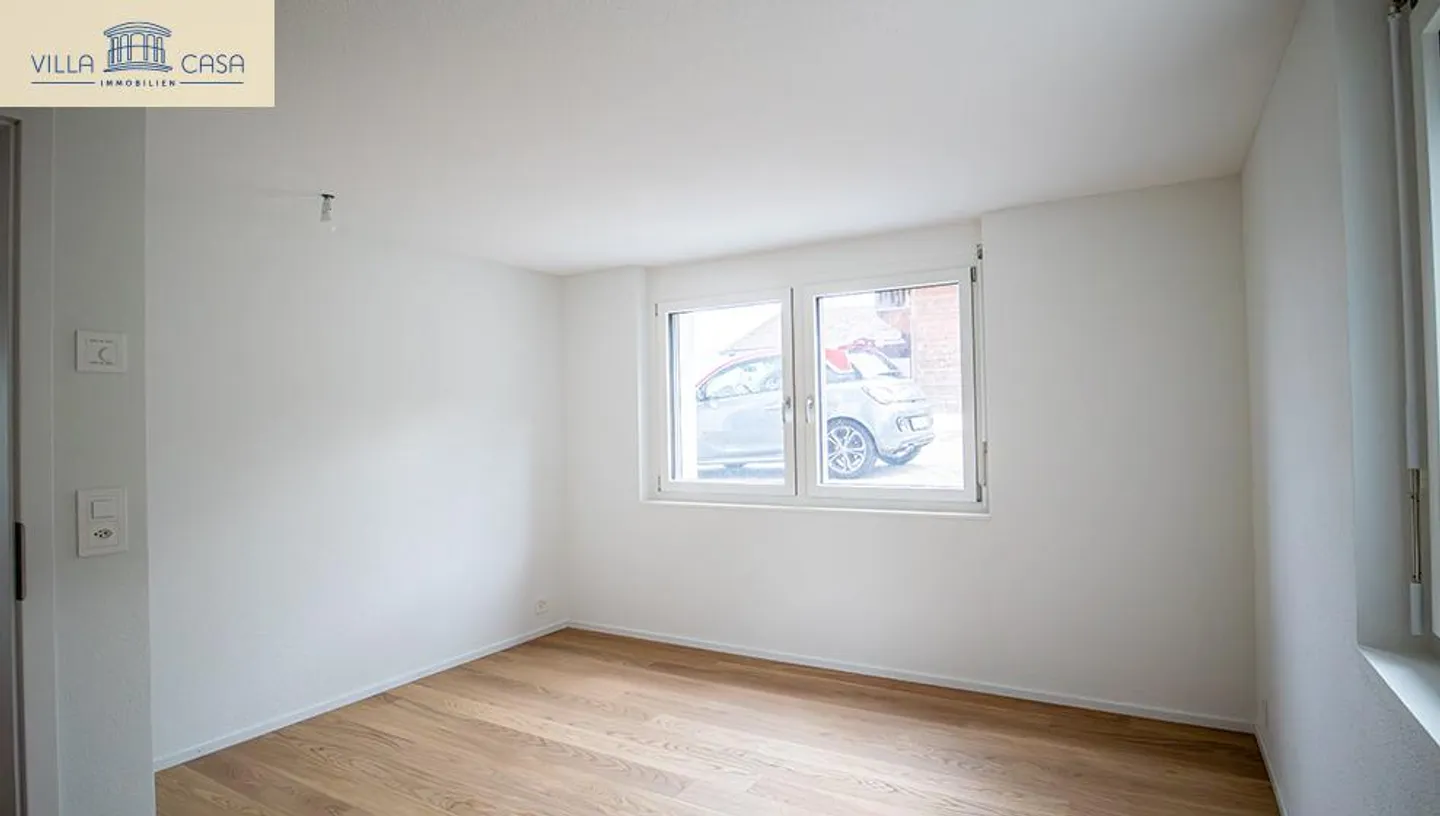 Wohnung (120m²) mit grosszügigem Grundriss & traumhafter Terrasse (118m²) - Foto 10 von 17