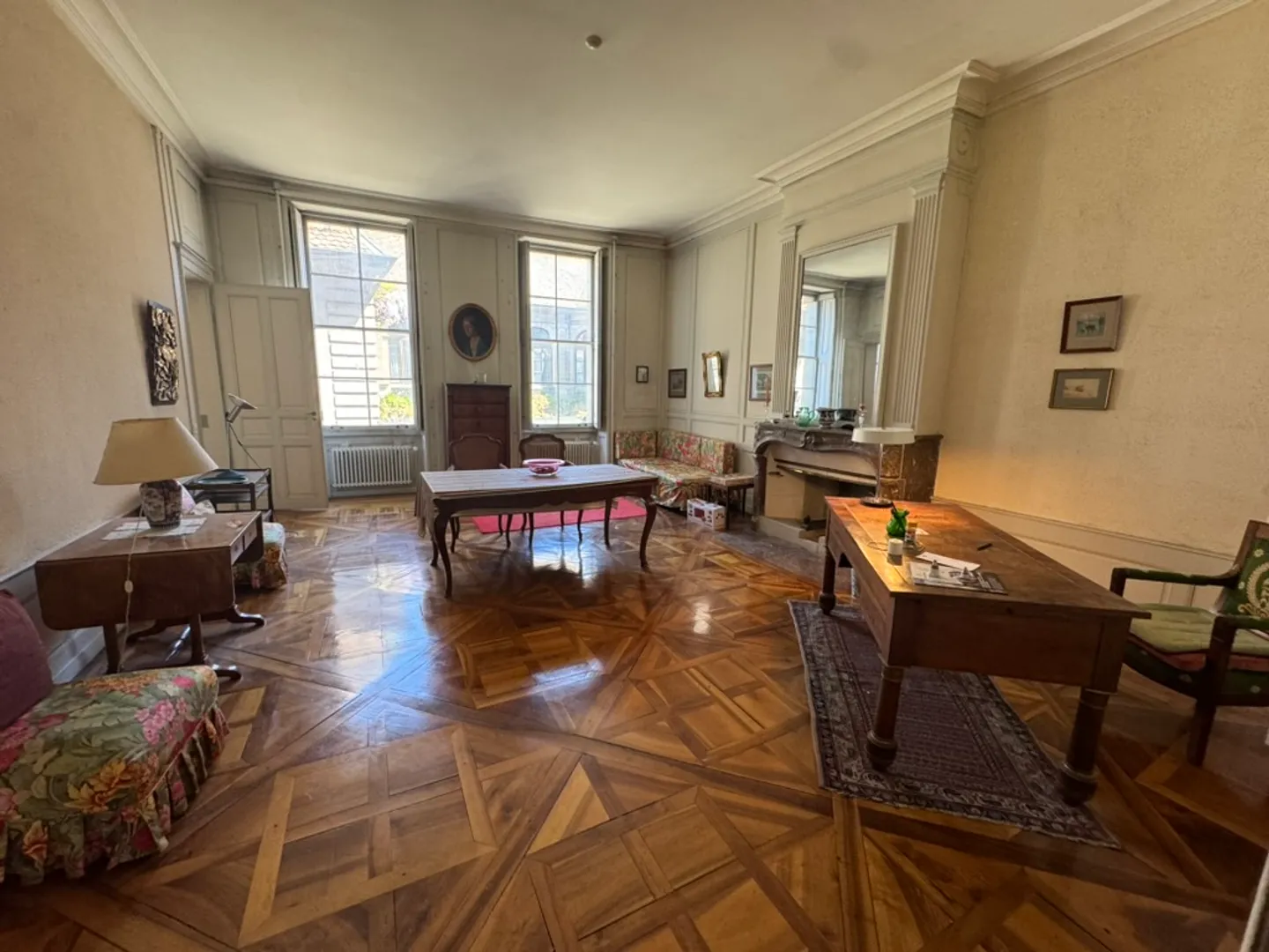 Magnifico appartamento di 4,5 stanze con camino - Rue Jean-Calvin - Foto 1 di 11