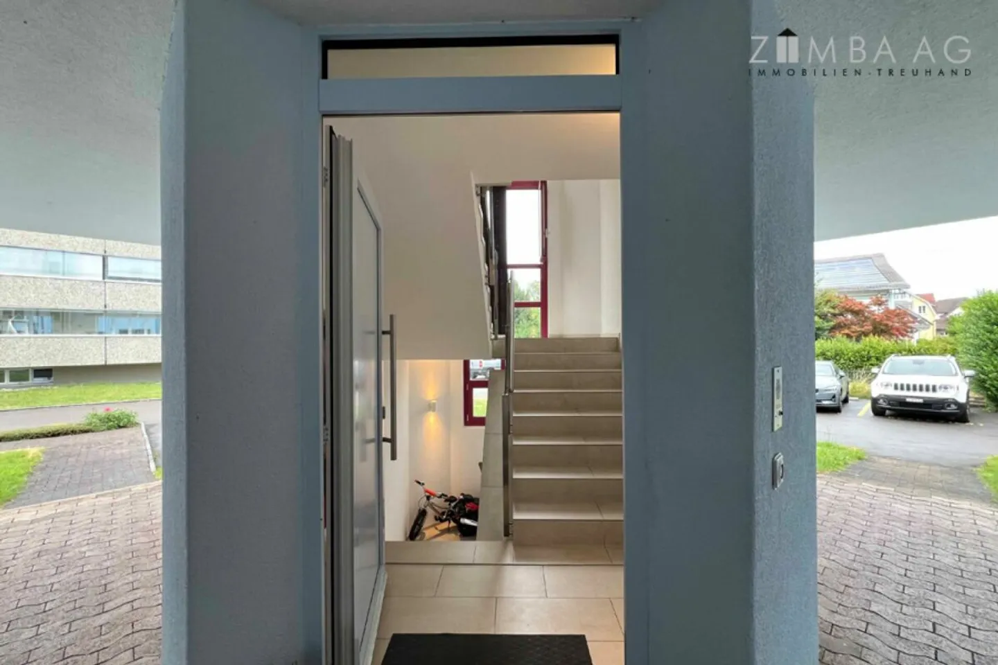 Condominium, but like in your own house - Photo 4 of 12