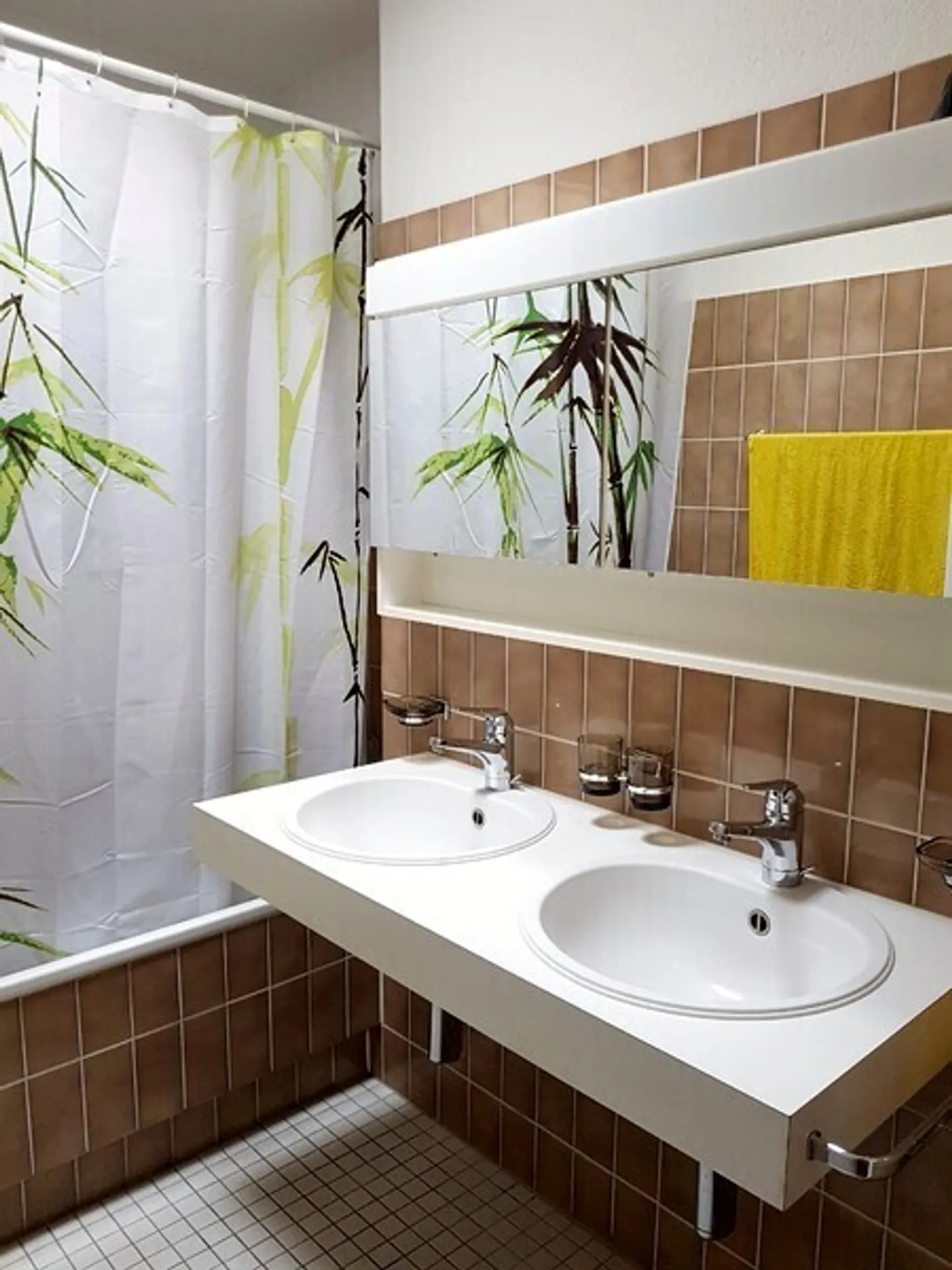 Furnished Attic Apartment - Photo 8 of 9