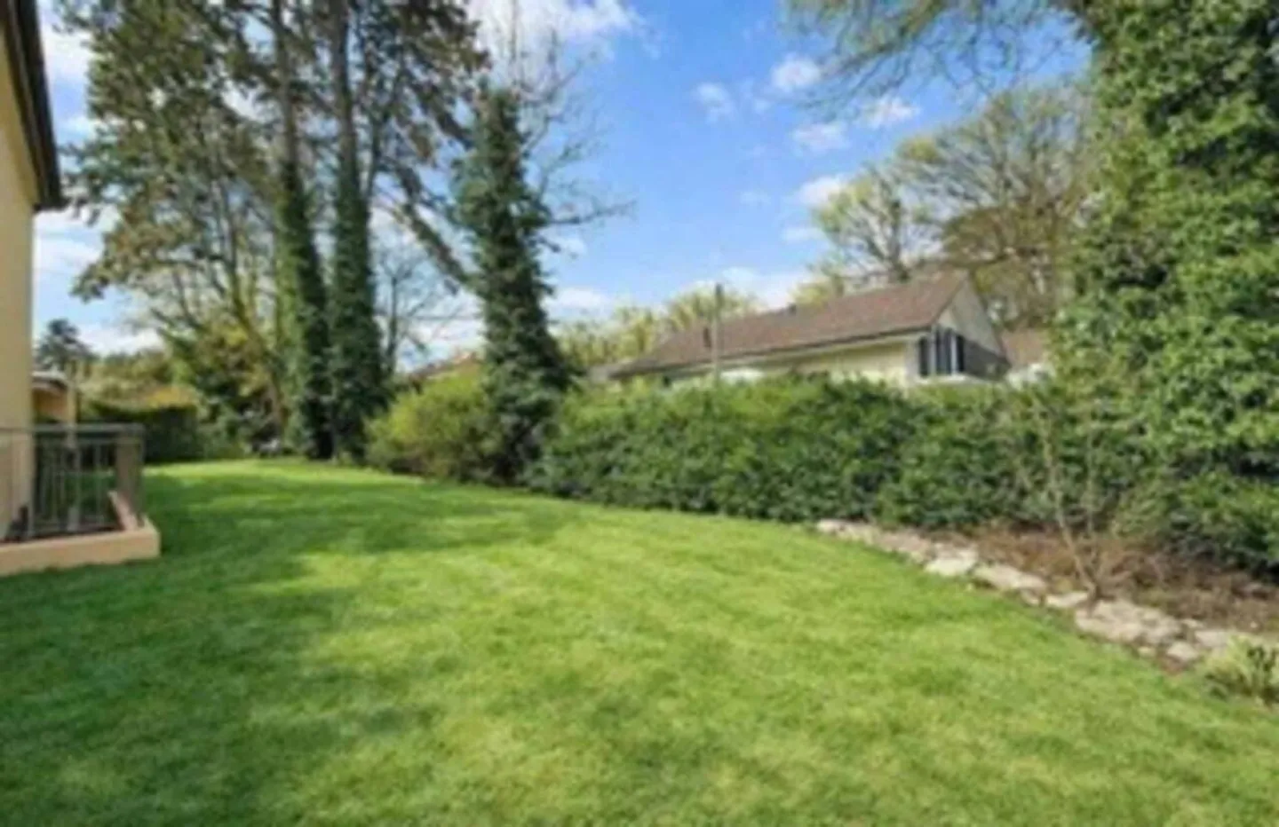 Charmante Villa avec Grand Jardin - Photo 1 sur 10