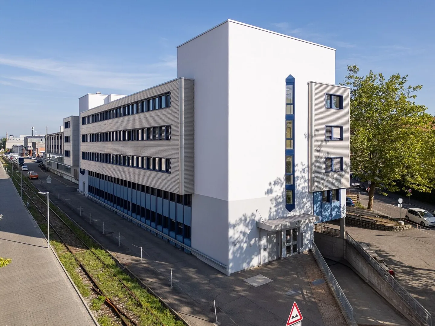Your new business location in Bern - Photo 1 of 8