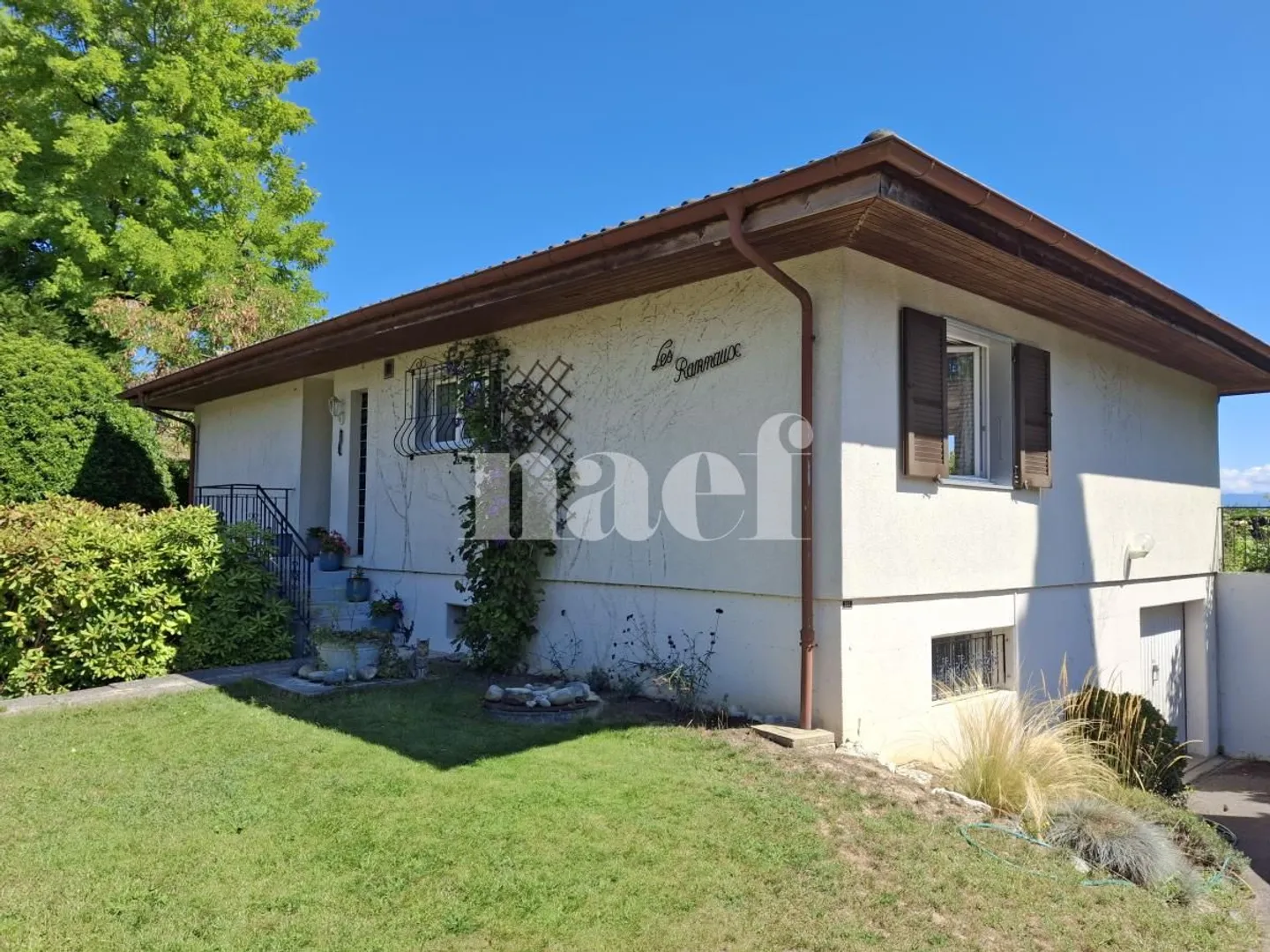 Casa indipendente di 4,5 locali con camino e giardino - Foto 1 di 8