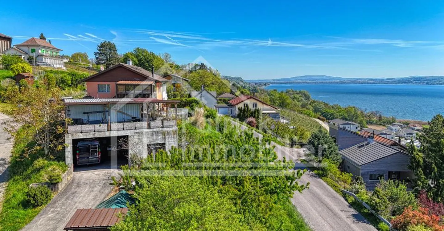 Charming Townhouse with Lake View - Photo 1 of 13