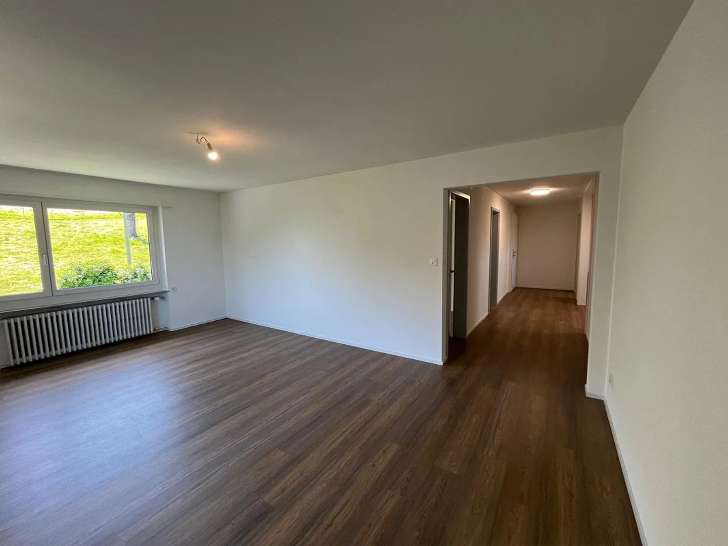 Modernes 4.5-Zimmer Apartment - Foto 4 von 11
