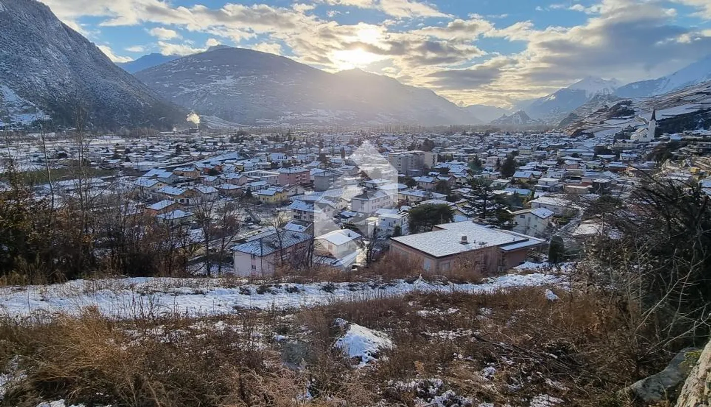 TERRENO EDIFICABILE A SAINT-LÉONARD (VS) - Foto 1 di 3