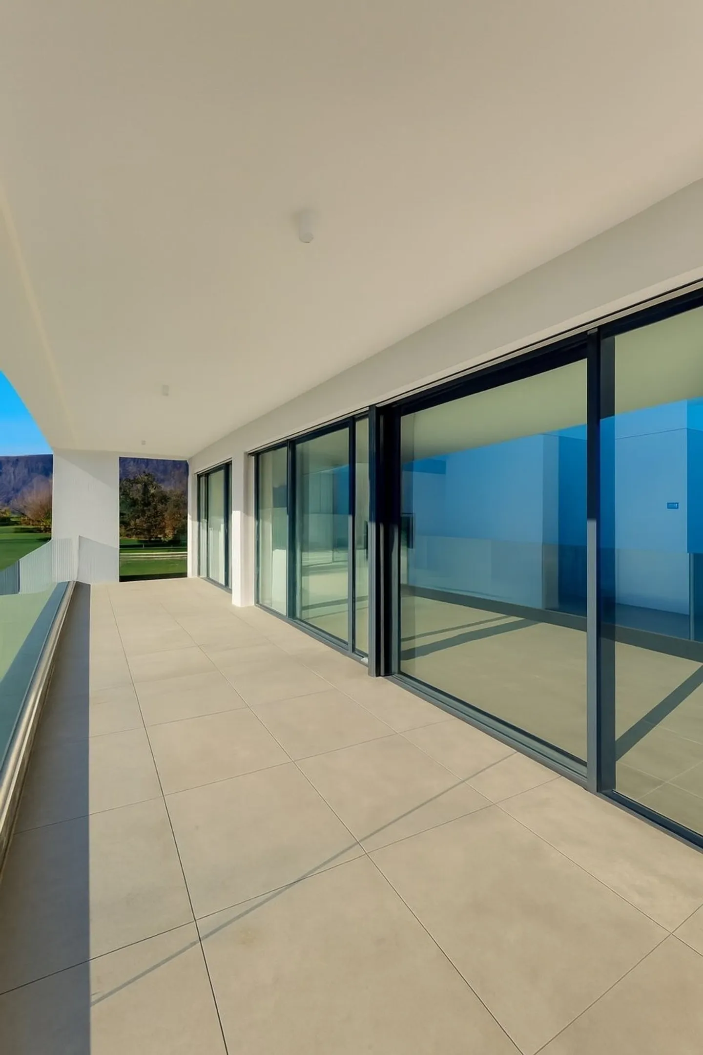 Modern 3.5-room apartment in Monteggio, rent 1,550, additional costs 200 - Photo 2 of 9