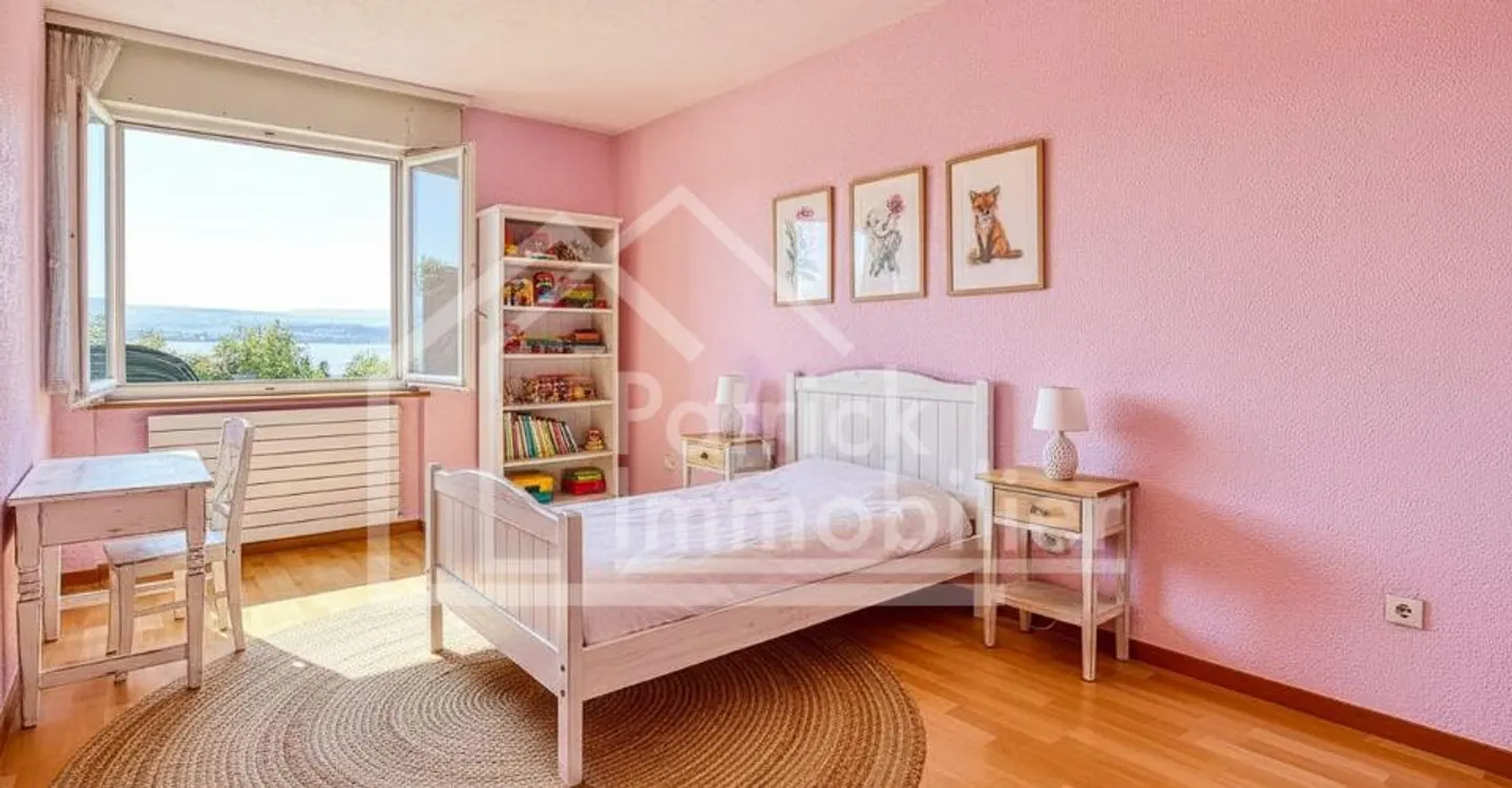 Charming Townhouse with Lake View - Photo 11 of 13