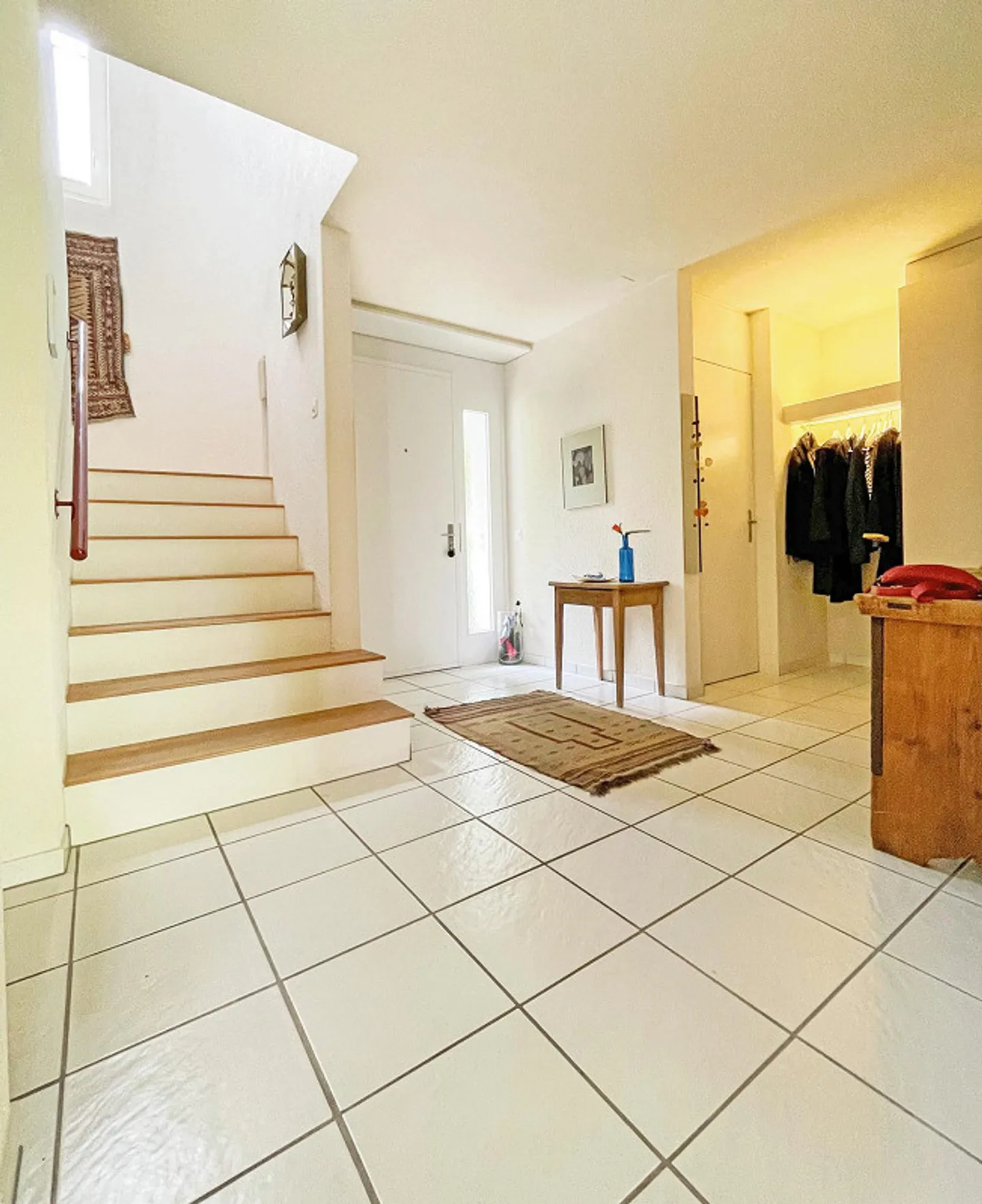 Central, Quiet and Idyllic - Attractive Living in Lucerne - Photo 4 of 13