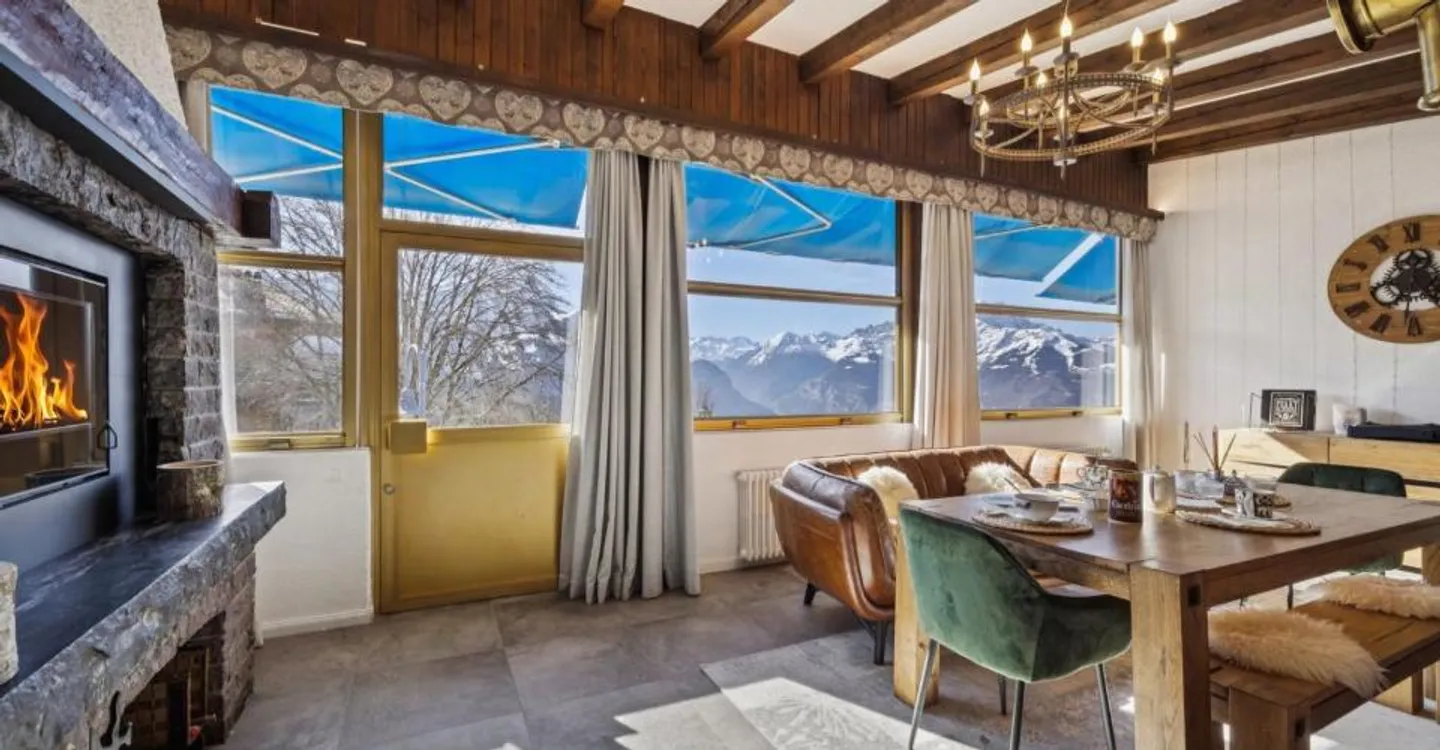 In Villars, 4p hell, renoviert, mit privatem Eingang, berufliche Möglichkeit - Foto 2 von 12