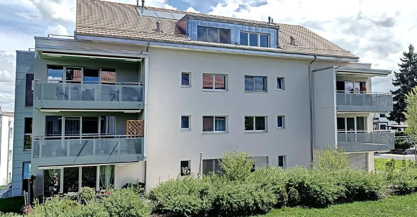 Appartement moderne avec grand balcon - Photo 1 sur 9