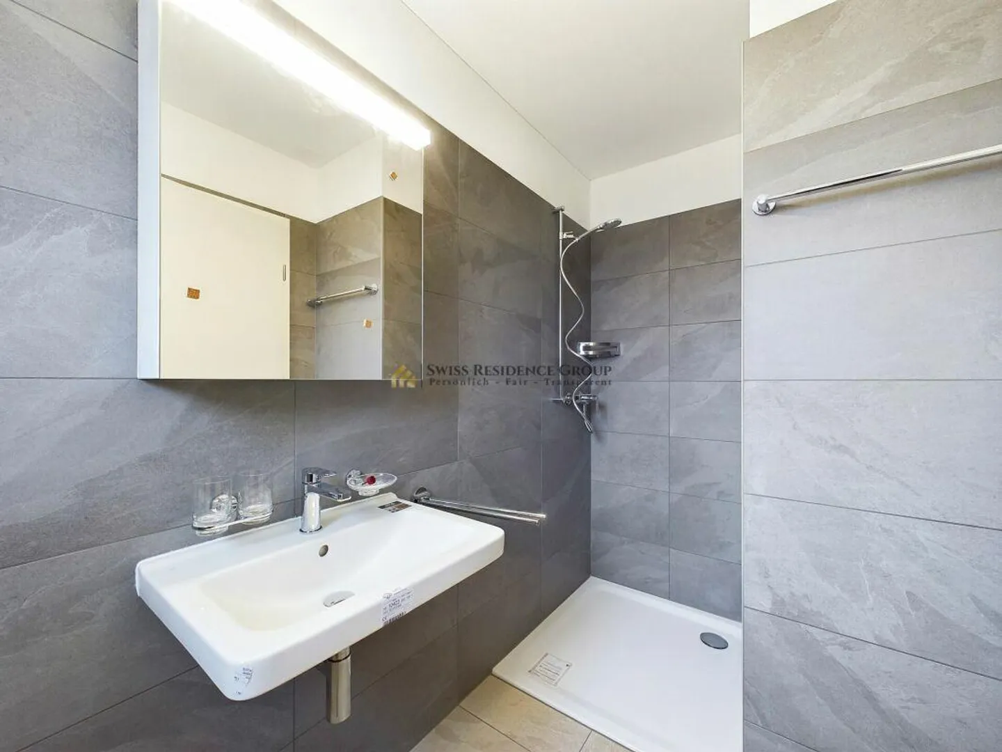 Modernes Einfamilienhaus in Cugnasco - Foto 3 von 9