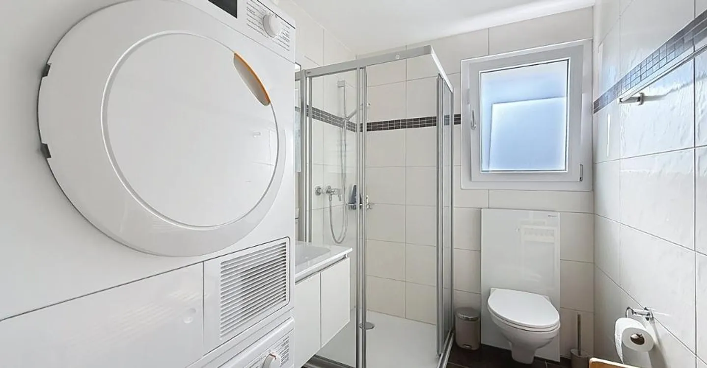 Appartement moderne avec grand balcon - Photo 7 sur 9