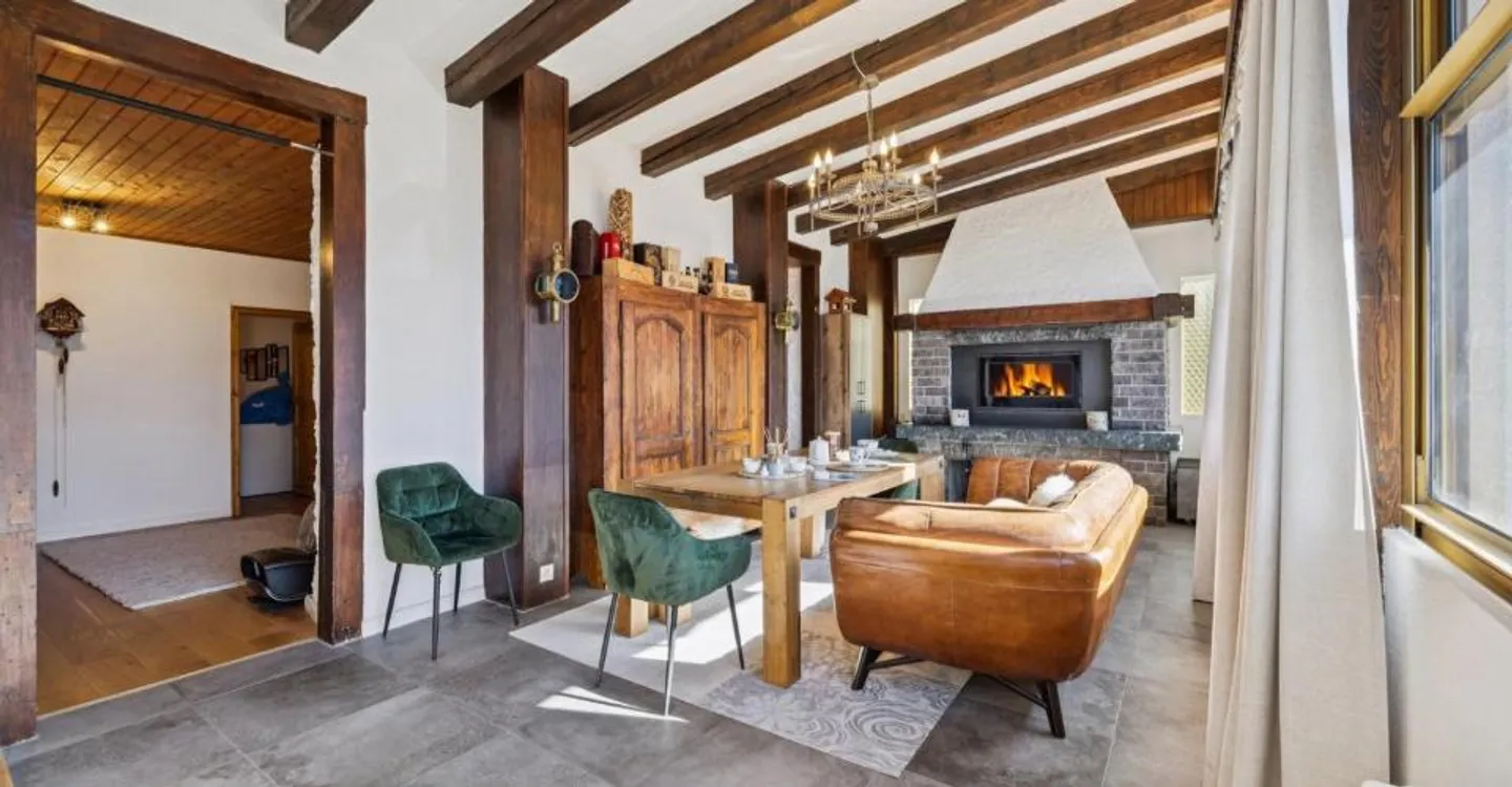 In Villars, 4p hell, renoviert, mit privatem Eingang, berufliche Möglichkeit - Foto 6 von 12