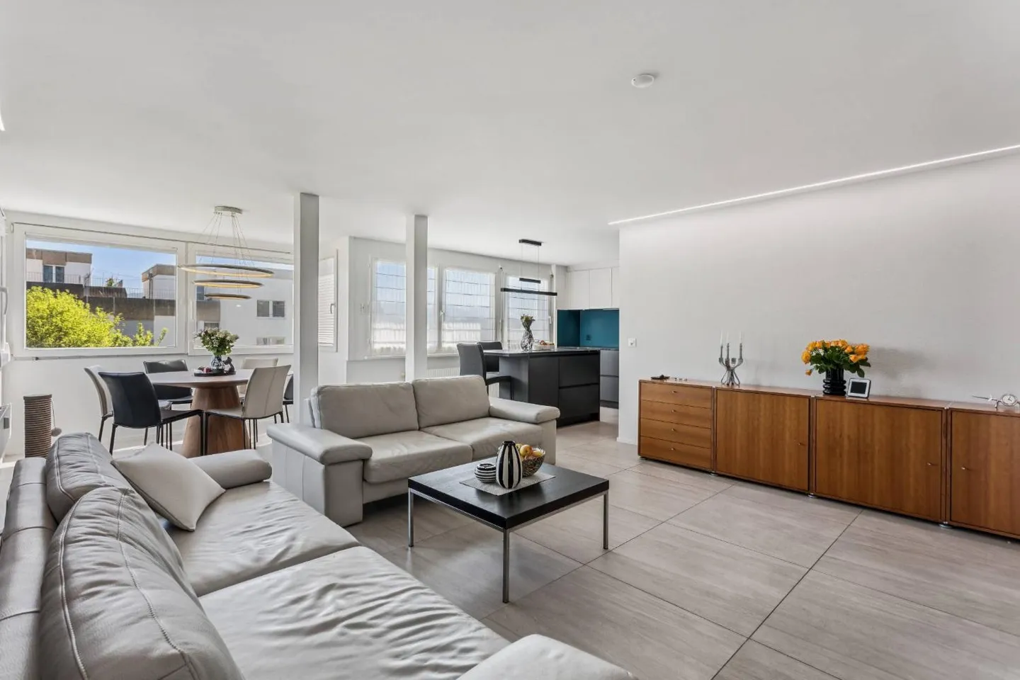 Renoviertes 4,5-Zimmer-Apartment - Foto 1 von 13
