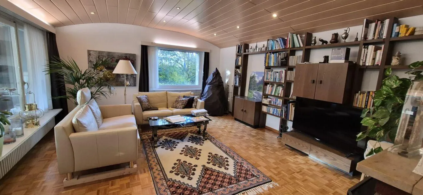 Living with style and plenty of space - Photo 6 of 13