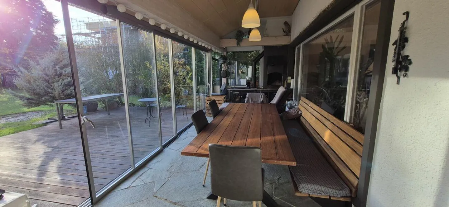 Living with style and plenty of space - Photo 9 of 13