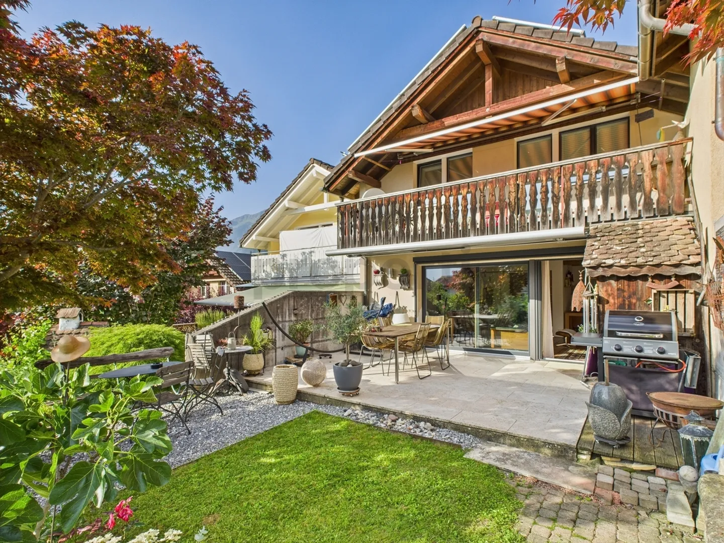 Maison contiguë 5.5 pièces - Foto 1 von 13