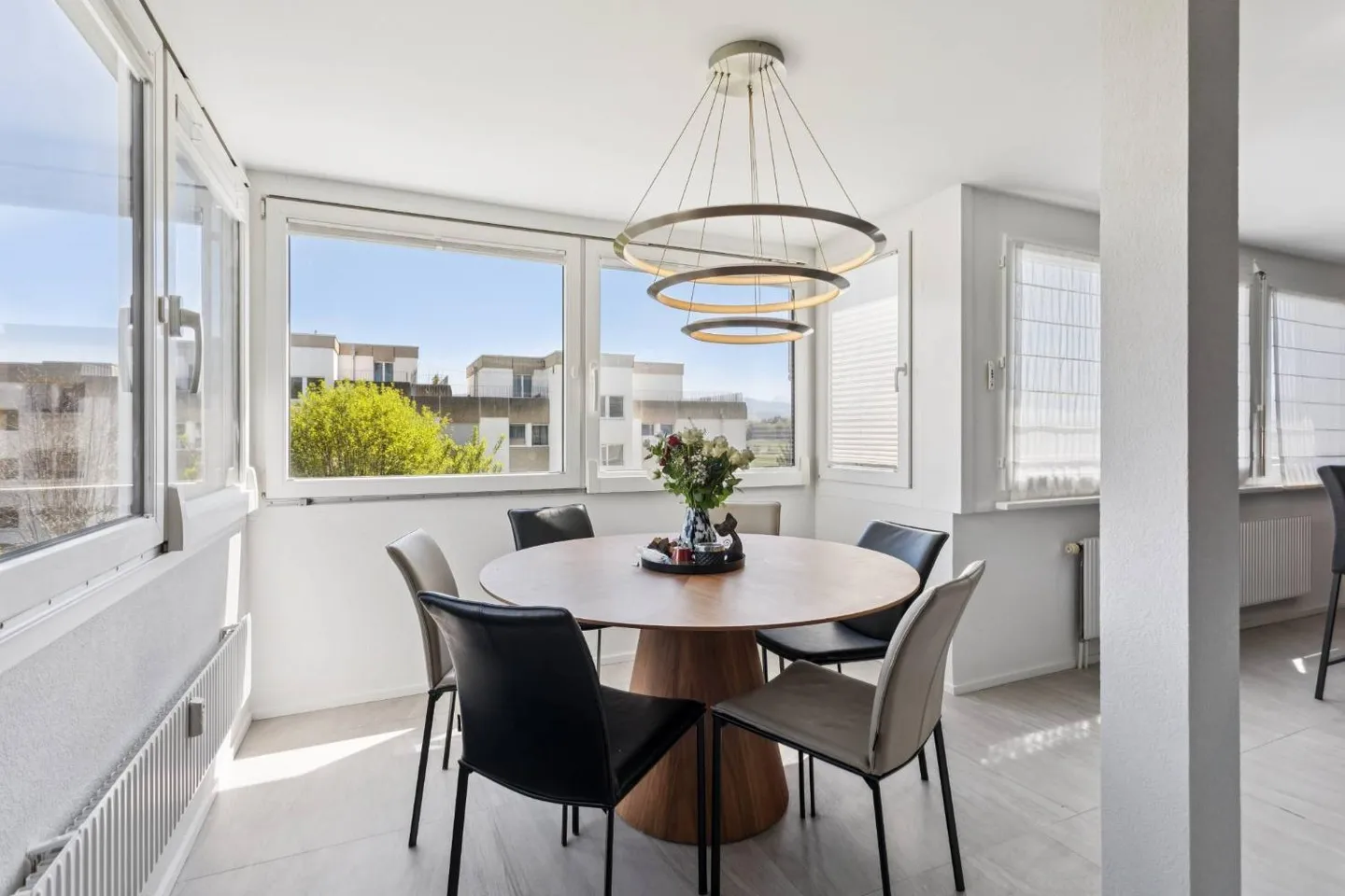 Renoviertes 4,5-Zimmer-Apartment - Foto 4 von 13