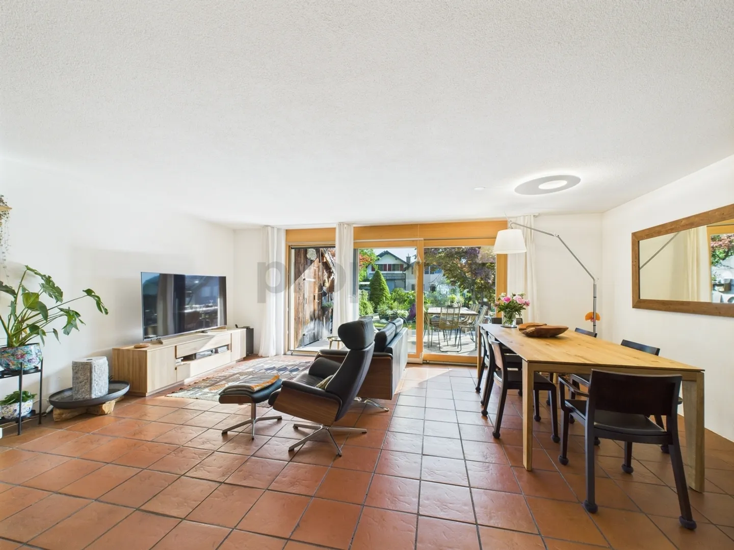 Maison contiguë 5.5 pièces - Foto 5 von 13
