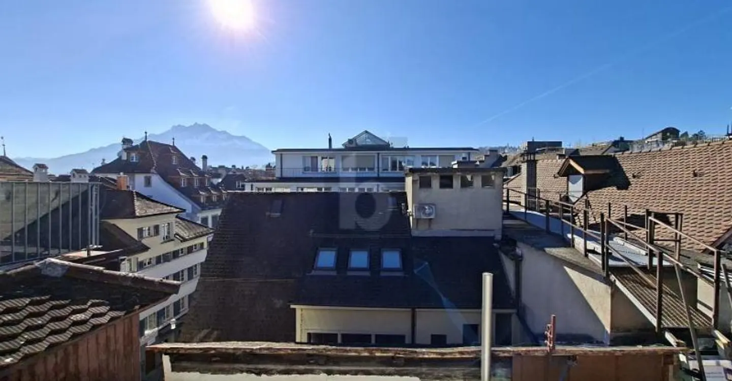 Charmant, au cœur de la ville - Photo 1 sur 5
