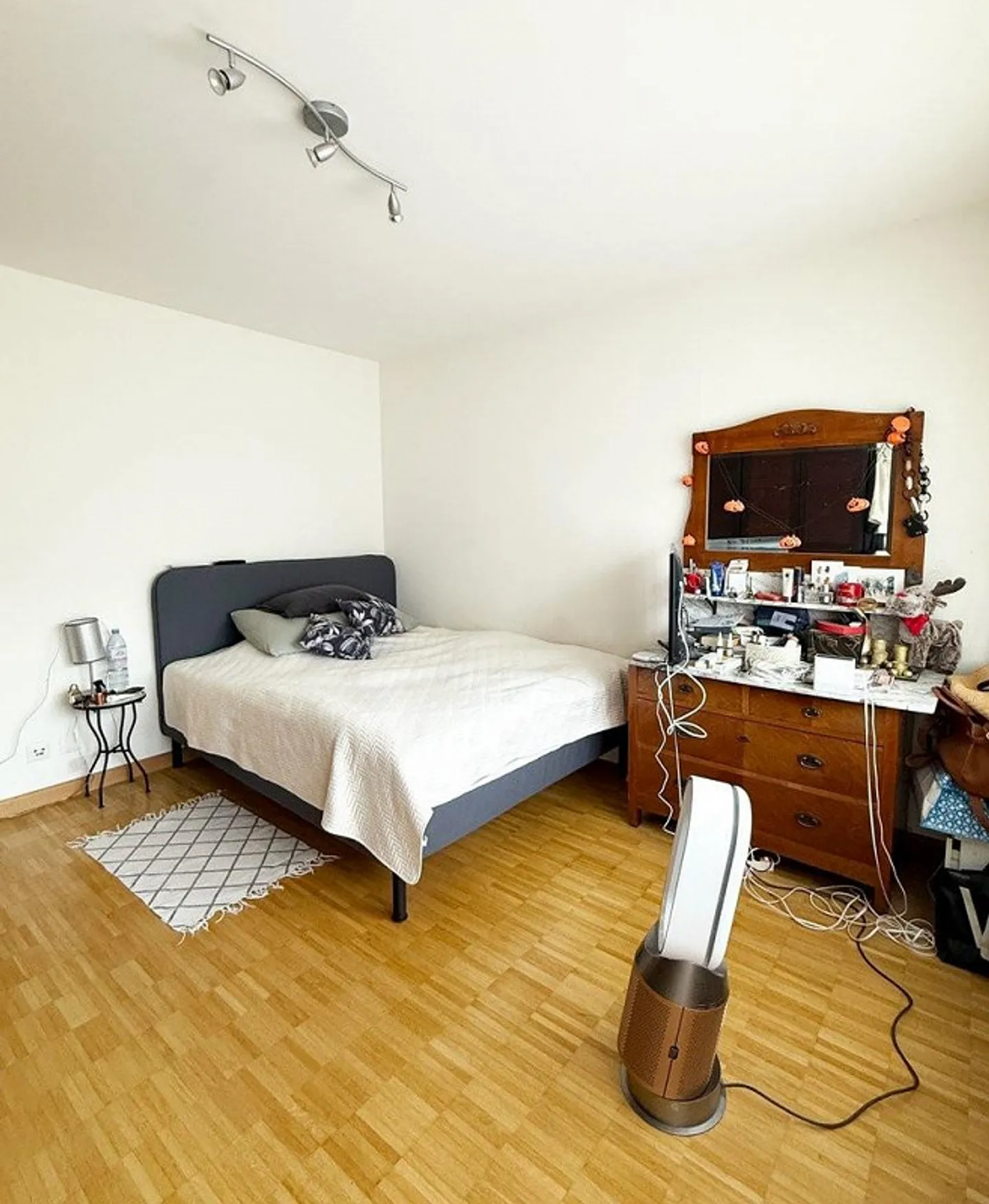 Stylish living in a quiet location in Basel - Photo 6 of 11
