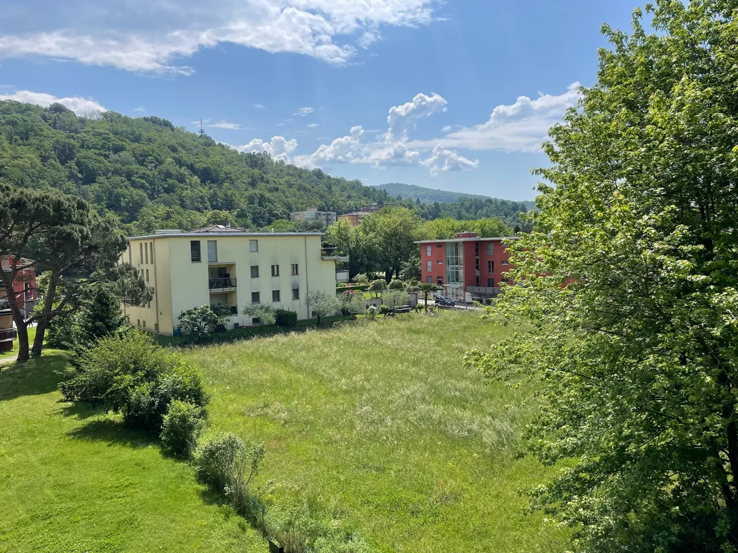 APPARTAMENTO 3.5 LOCALI RISTRUTTURATO - Foto 11 di 12