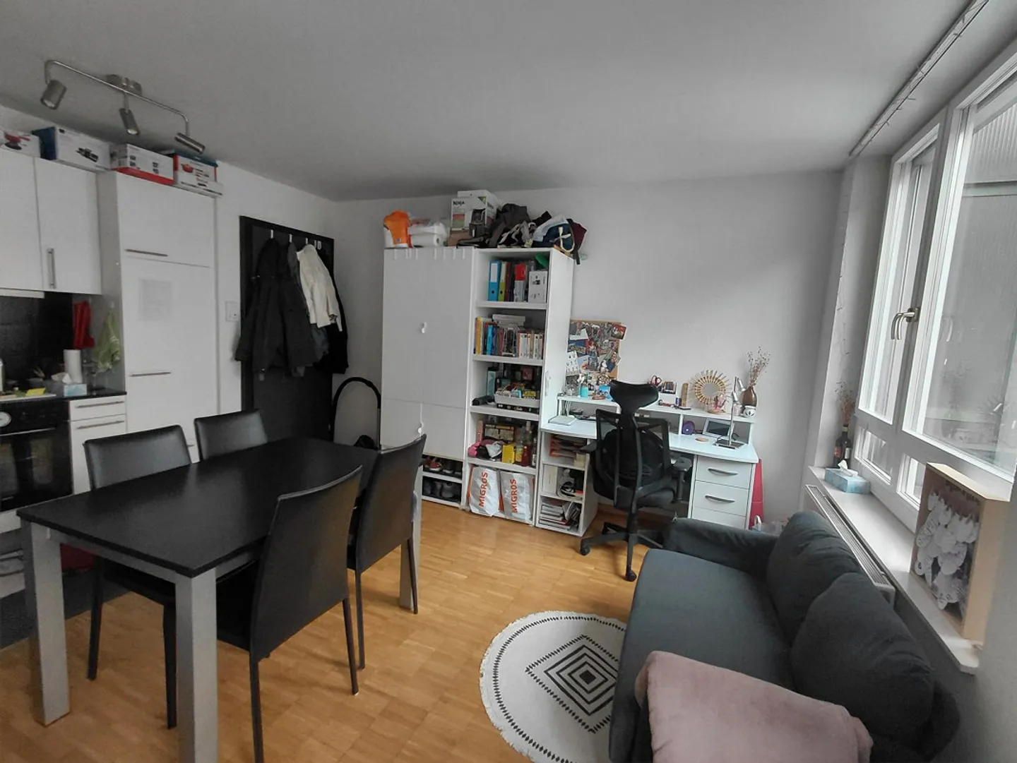 Studio moderno e luminoso nel cuore di Friburgo - Foto 2 di 6