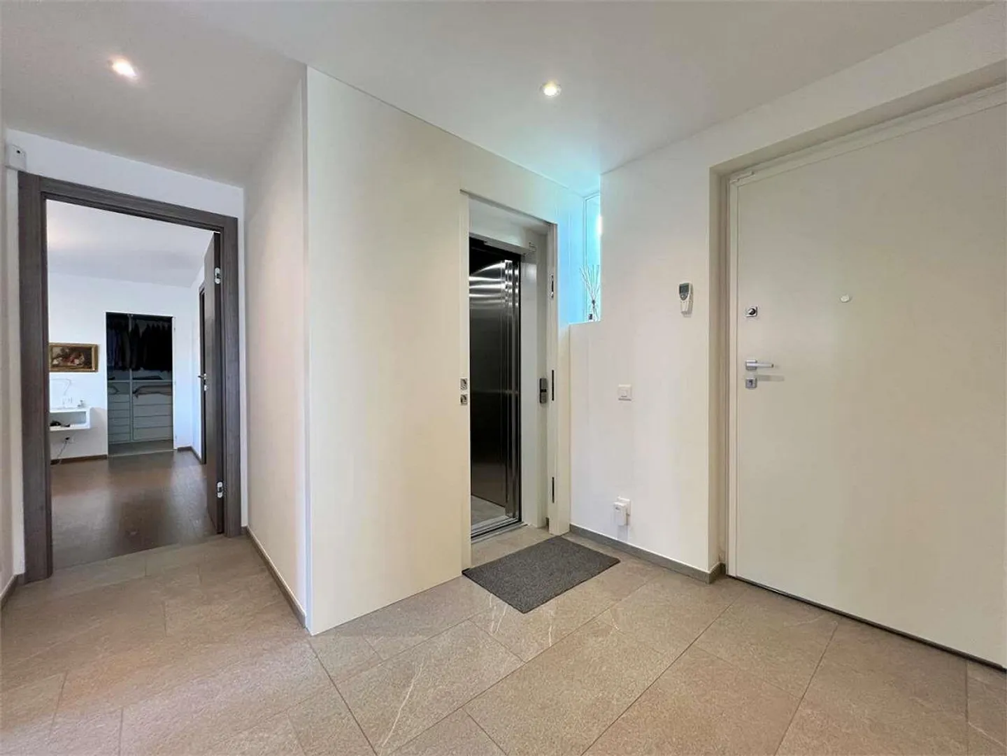 Lugano -Nuovo 4,5 locali con giardino e vista lago - Foto 9 di 11