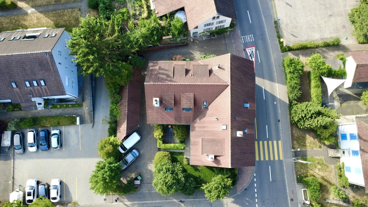 Appartamento 4.5 stanze come nuovo completamente ristrutturato! - Foto 12 di 12