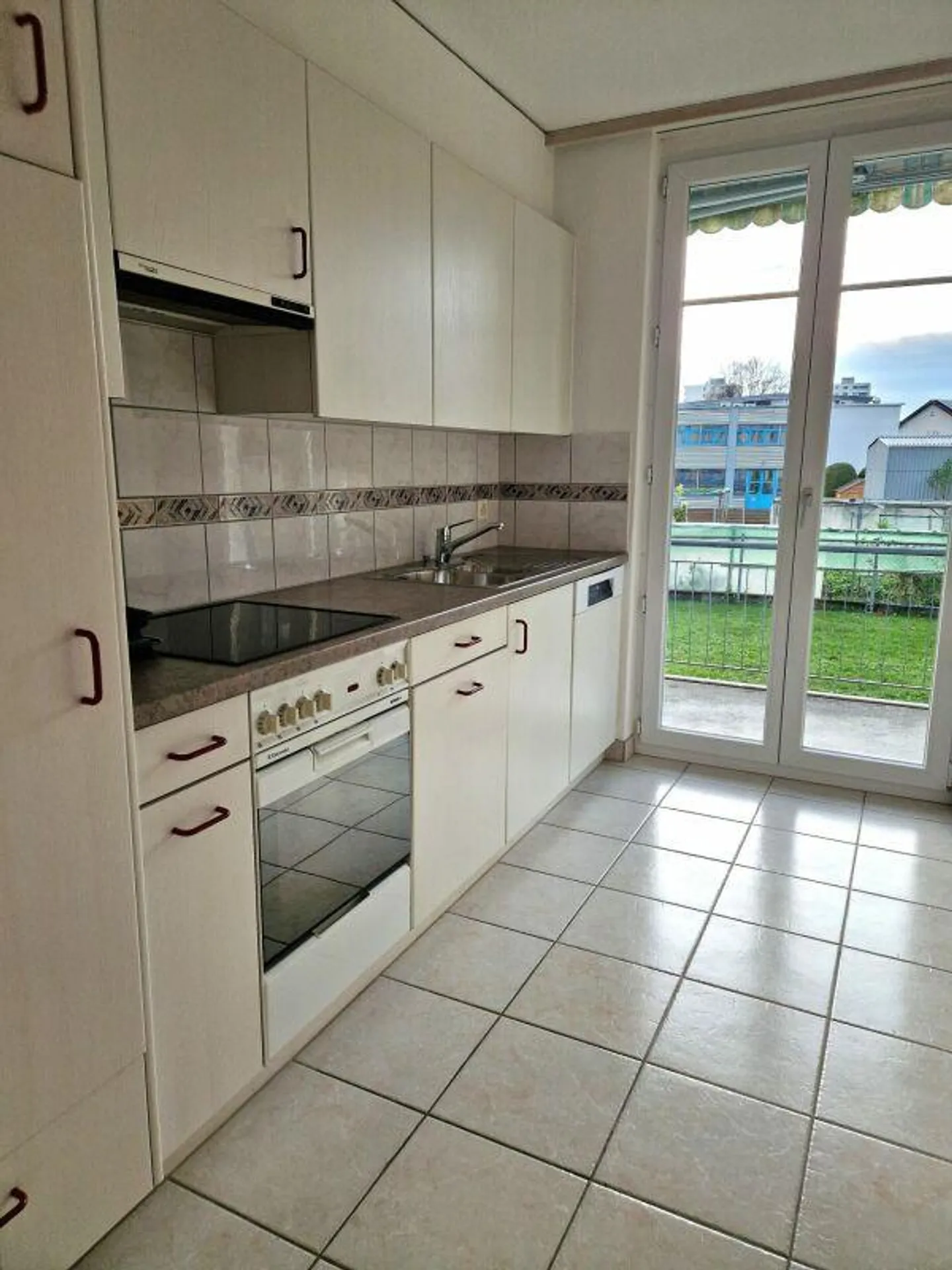 Vivre tranquillement mais au centre! - Photo 2 sur 7