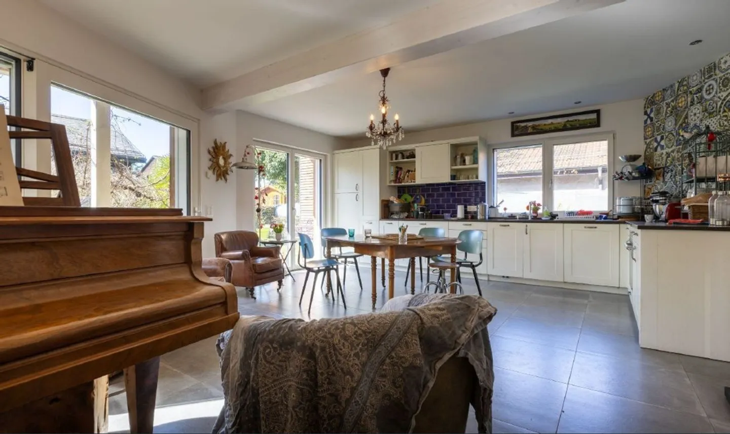 Zeitgenössische Villa in Plan-les-Ouates - Foto 1 von 13