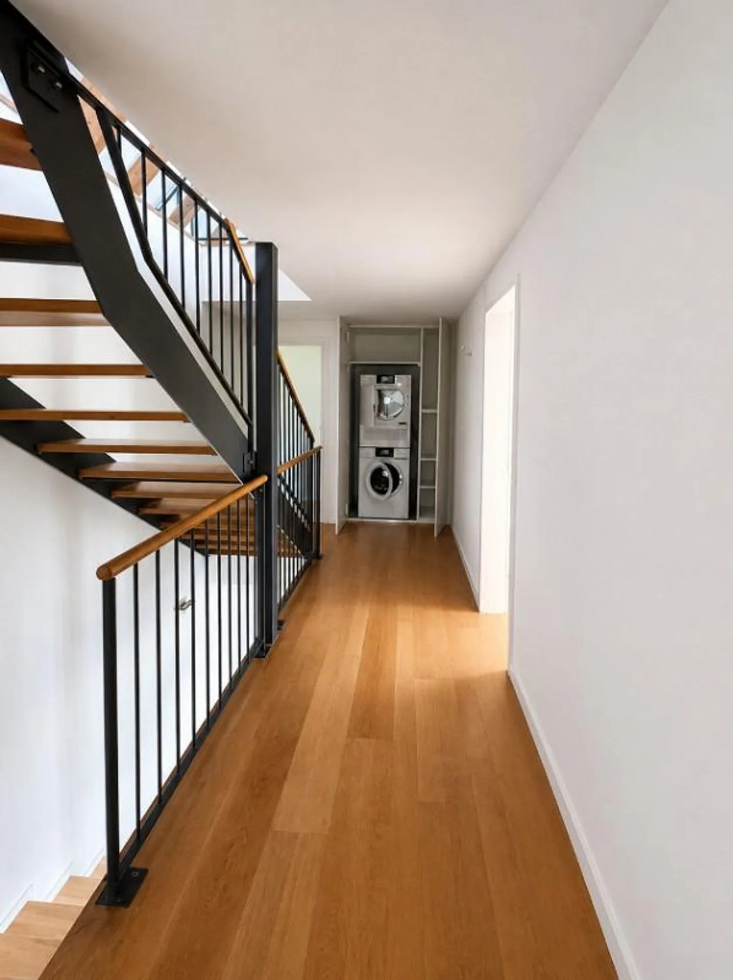 The Charming Villa to Arrive – with a Separate Apartment in a Quiet Location - Photo 6 of 11