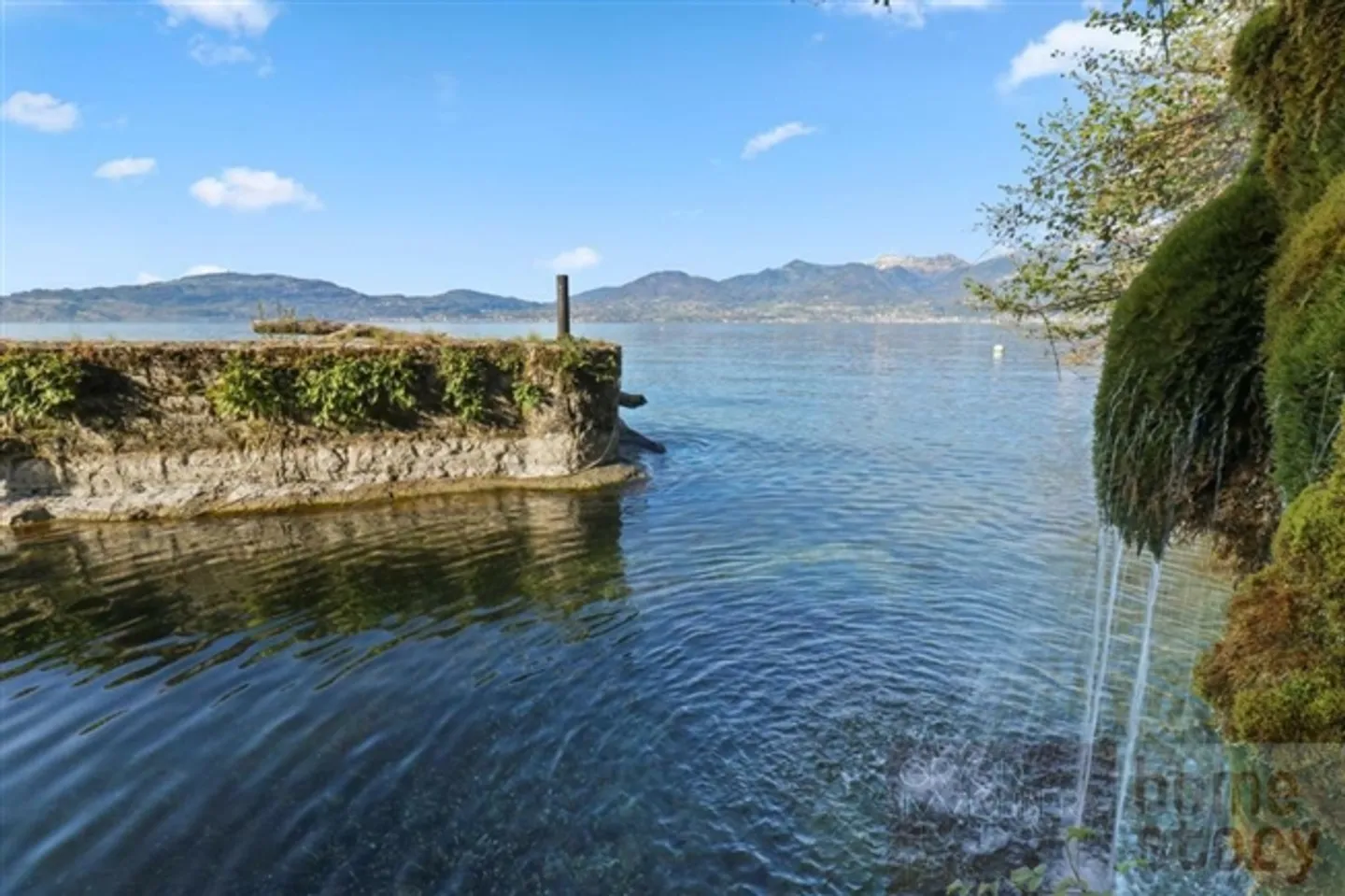 Appartement exceptionnel de 3,5 pièces avec accès direct au lac Léman - Photo 13 sur 16
