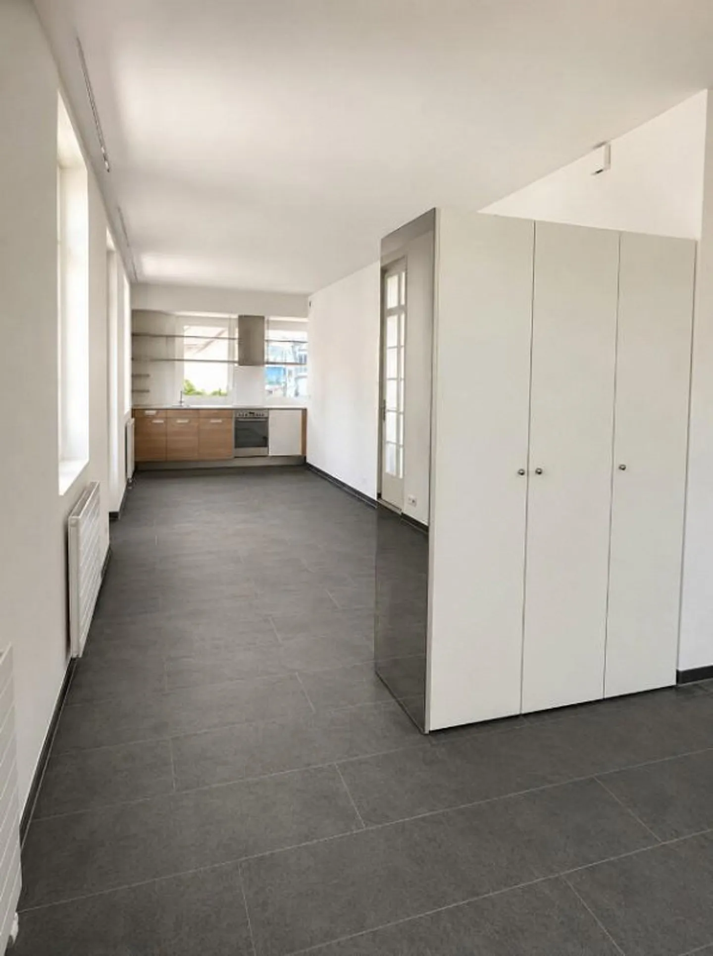 The Charming Villa to Arrive – with a Separate Apartment in a Quiet Location - Photo 9 of 11