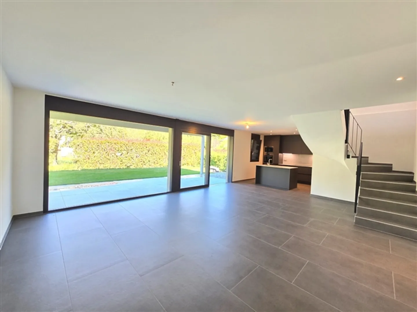 New semi-detached house / 199 m2 and 847 m3 / Martigny / ref. 10242565 - Photo 1 of 13