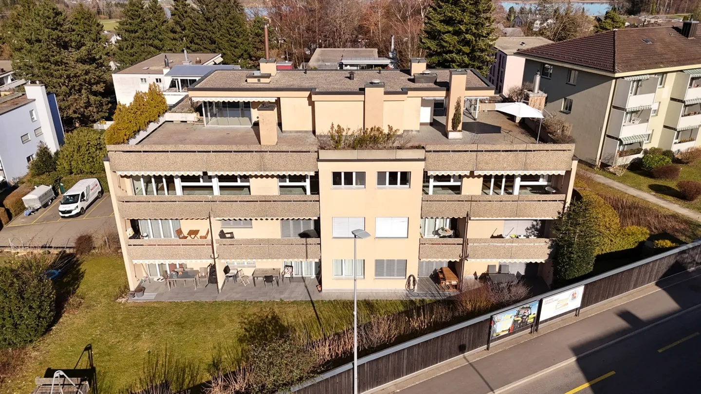 Exclusive maisonette apartment with a feel-good character - Photo 1 of 20