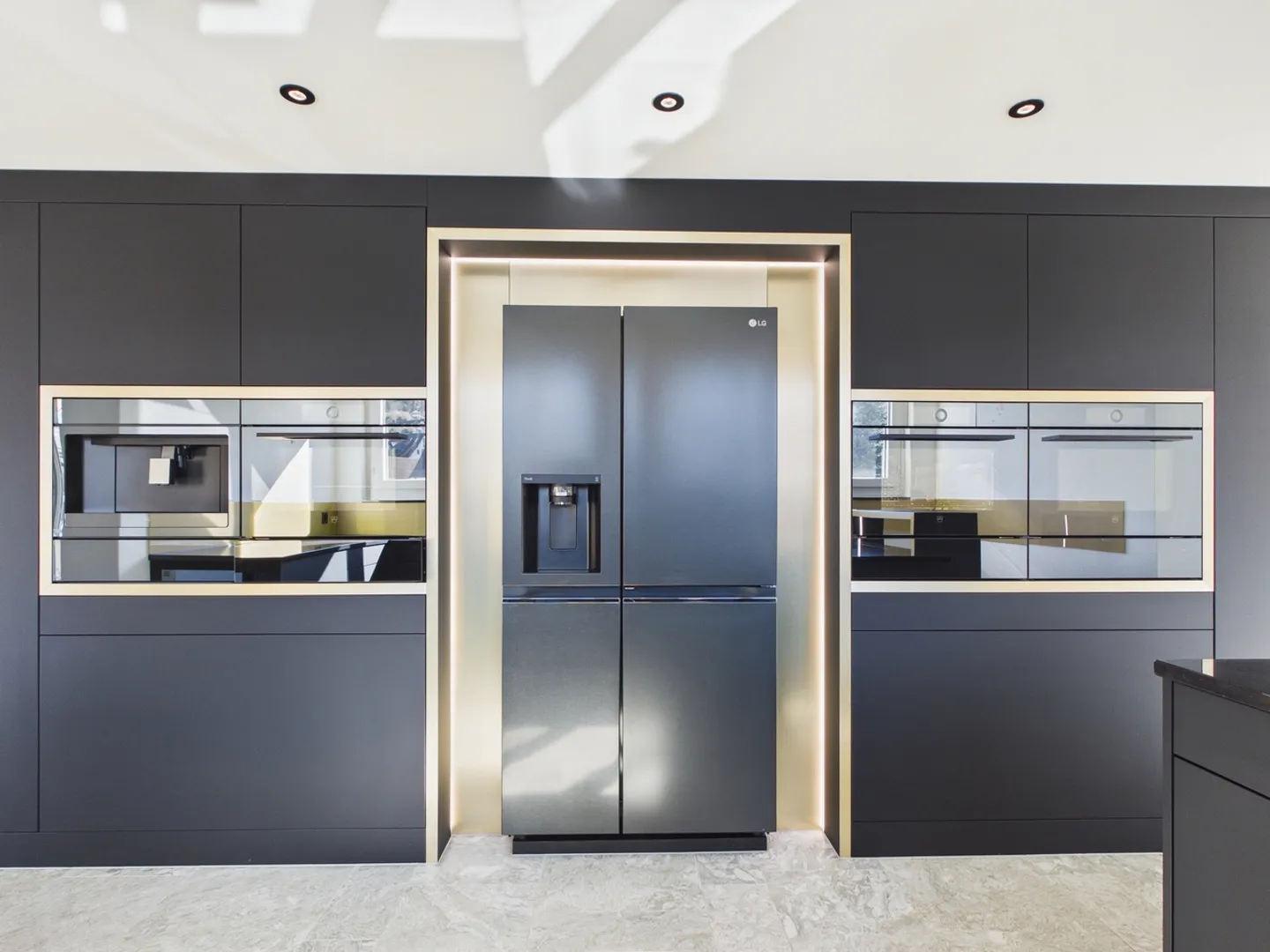 Exclusive maisonette apartment with a feel-good character - Photo 8 of 20